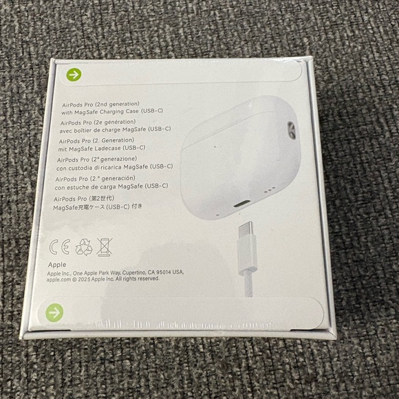 AirPods Pro 2 usb C - Picture 4 of 9